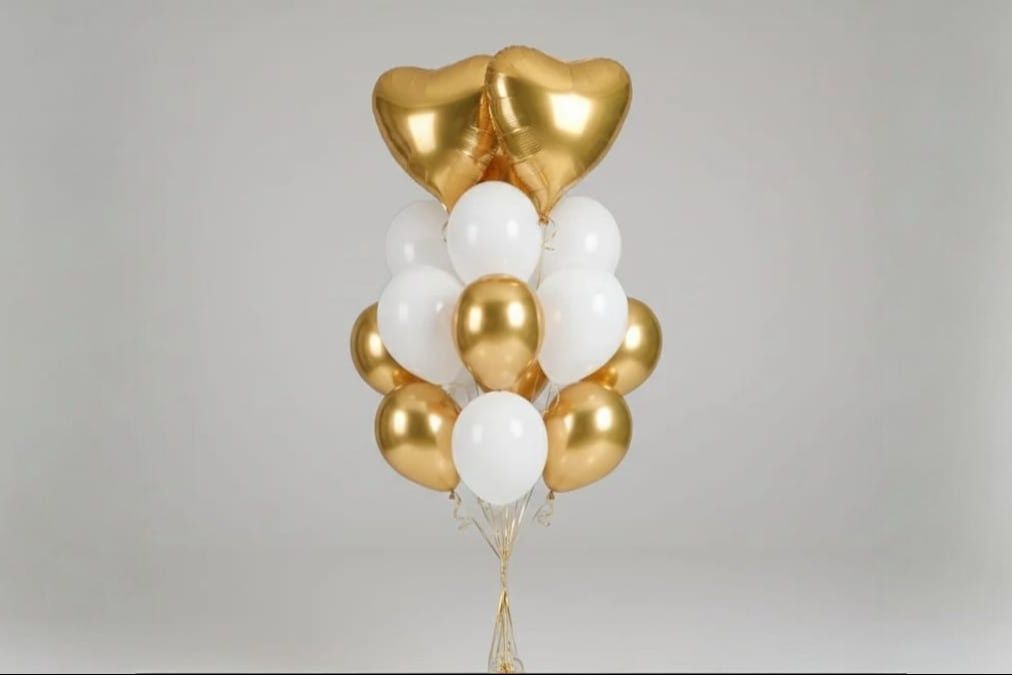 Celebrate night party balloons