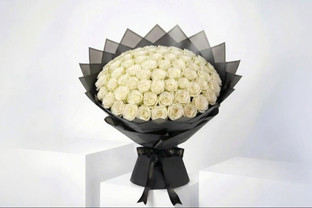 50 Premium White Roses Bouquet