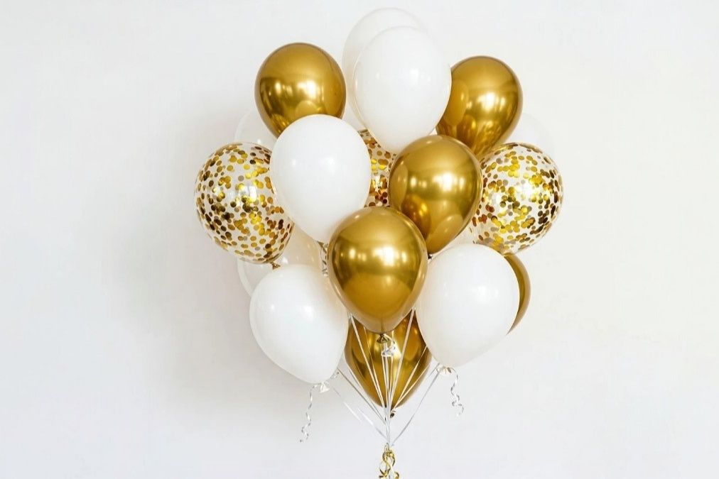 15 Gold Chrome & White Balloons