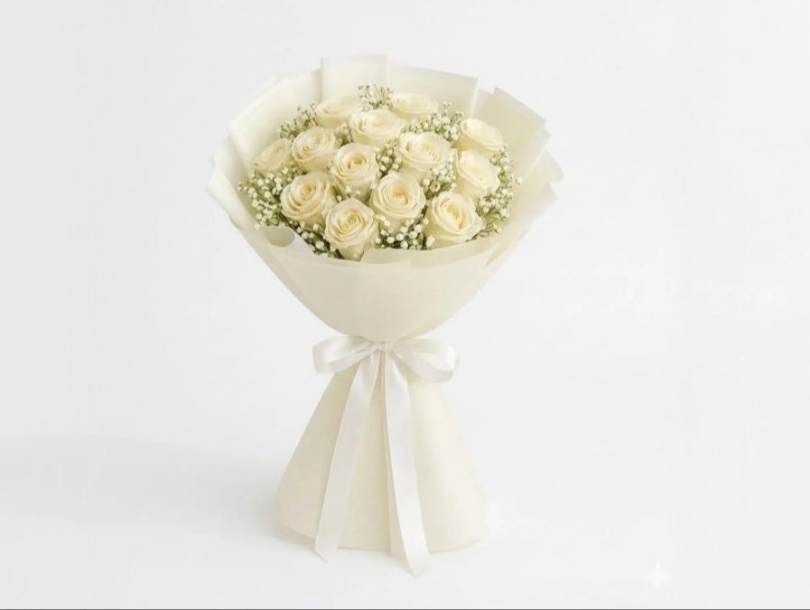 13 Grand White Rose Bouquet