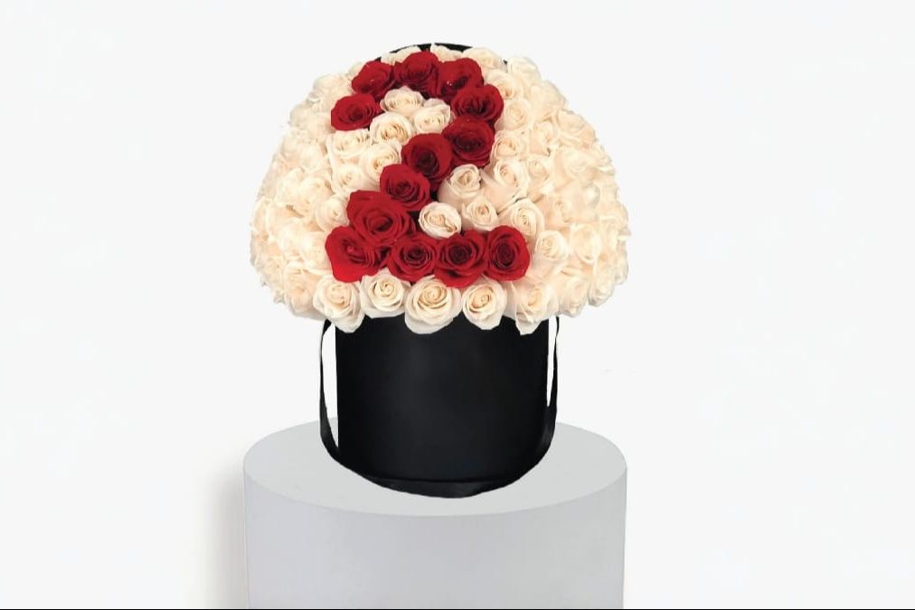 Custom Number or Letter Roses Box - 86 Pieces