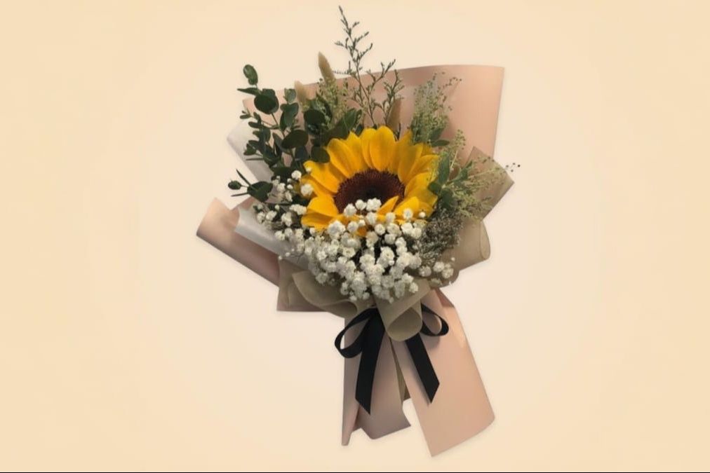 Single Sunflower