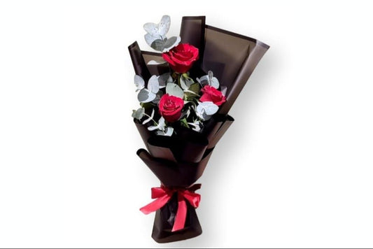 3 Red roses Black cover