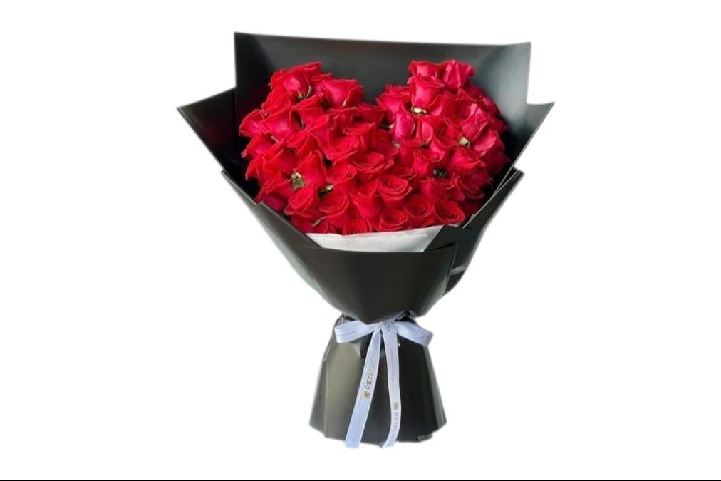 Heart Romantic 36 Pieces Red Roses
