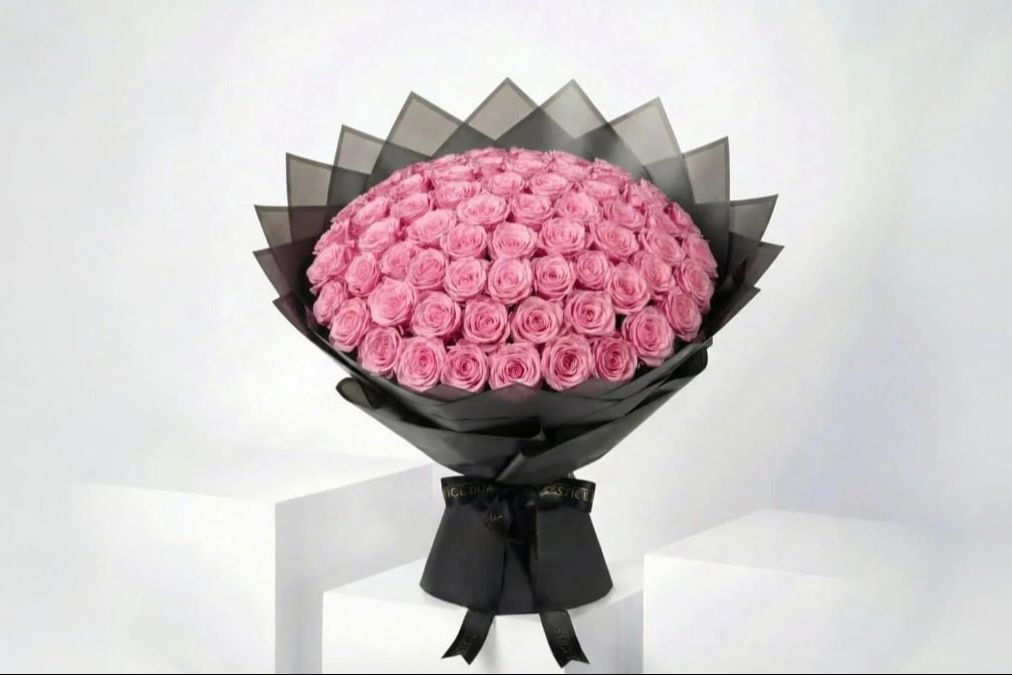 50 Premium Pink Roses Bouquet
