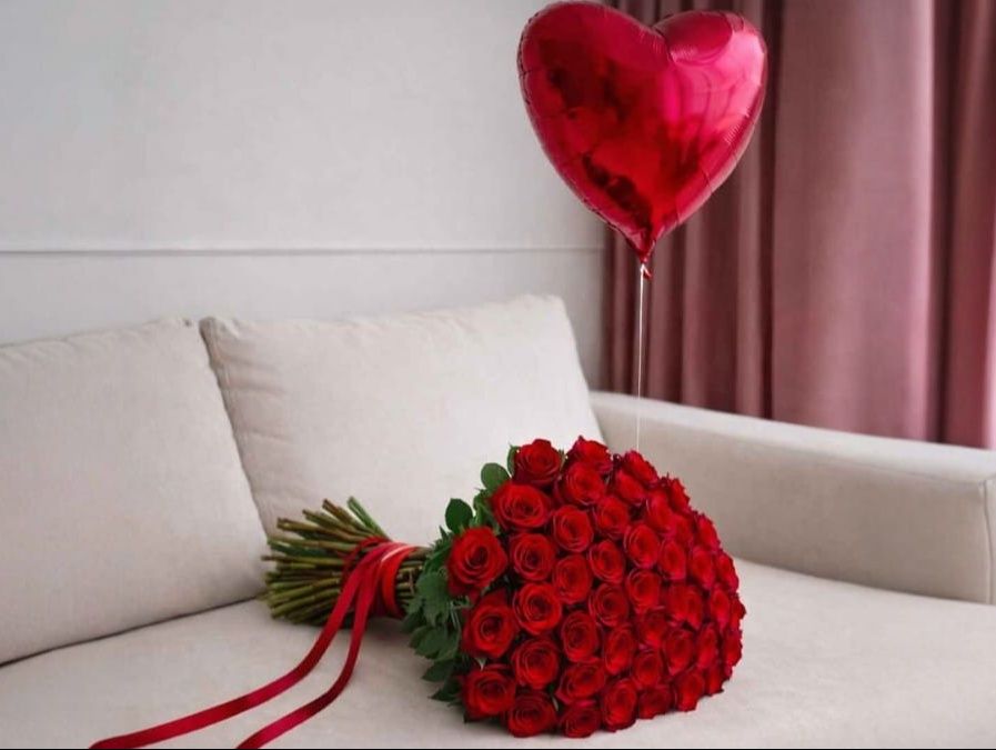 Ombre Red Flower Arrangement