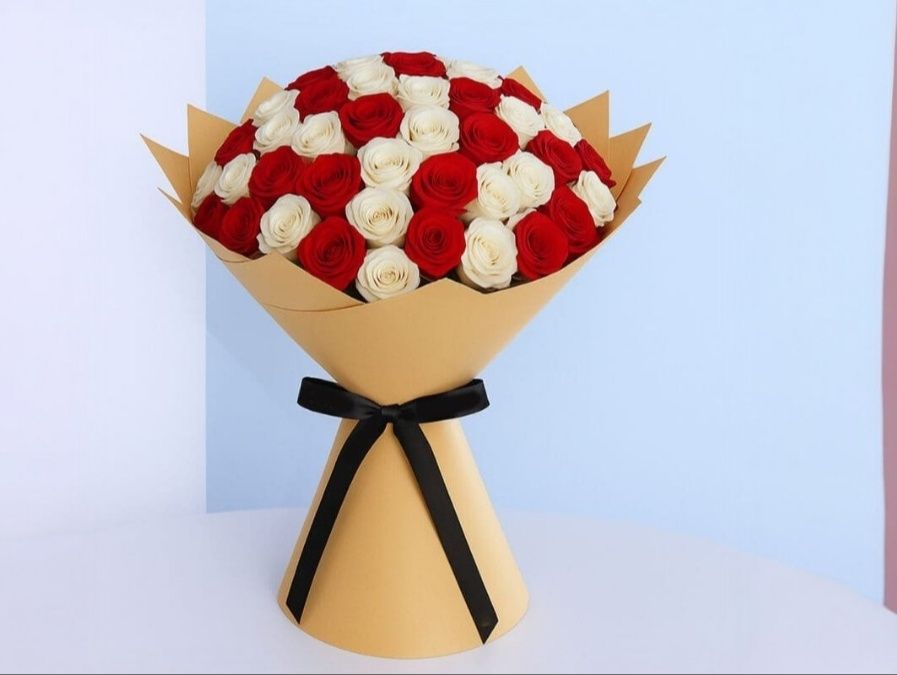 Red and White Roses Bouquet