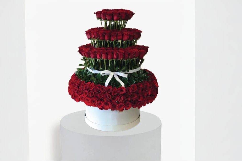 Grand Passion Rose Layer Tower