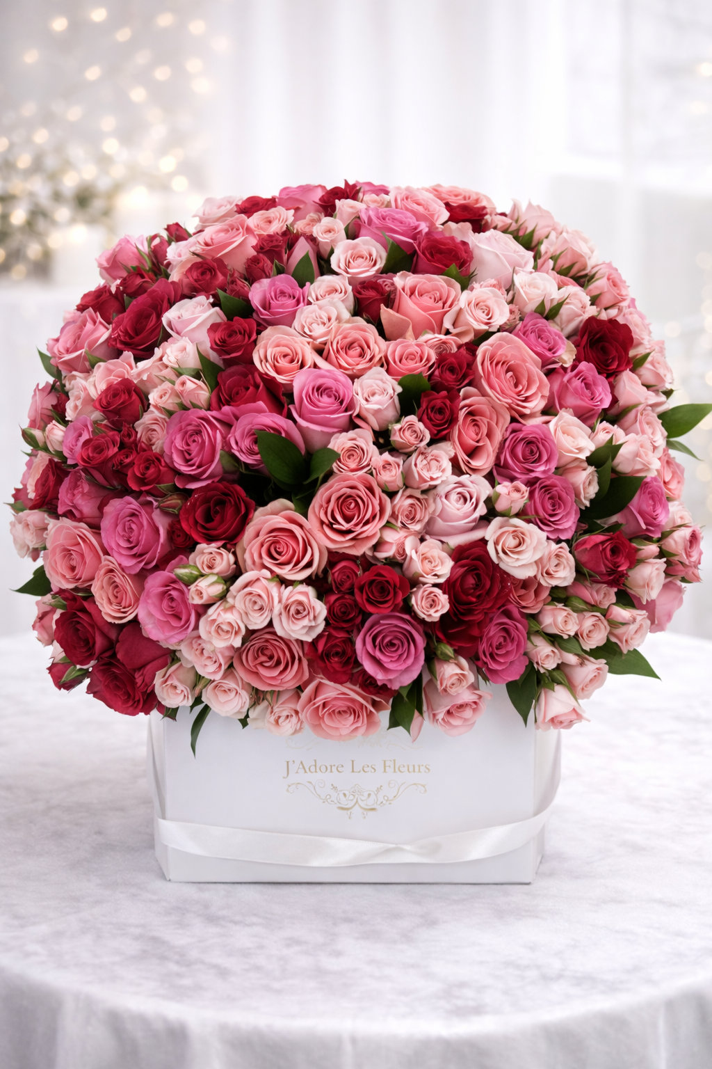 Grande Mixed Rose Family Box – Luxury Floral Arrangement