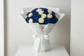 White Blue Love Bouquet – 30 Premium Roses