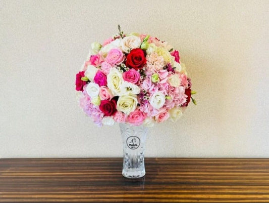 Lover's Bloom Vase Arrangement