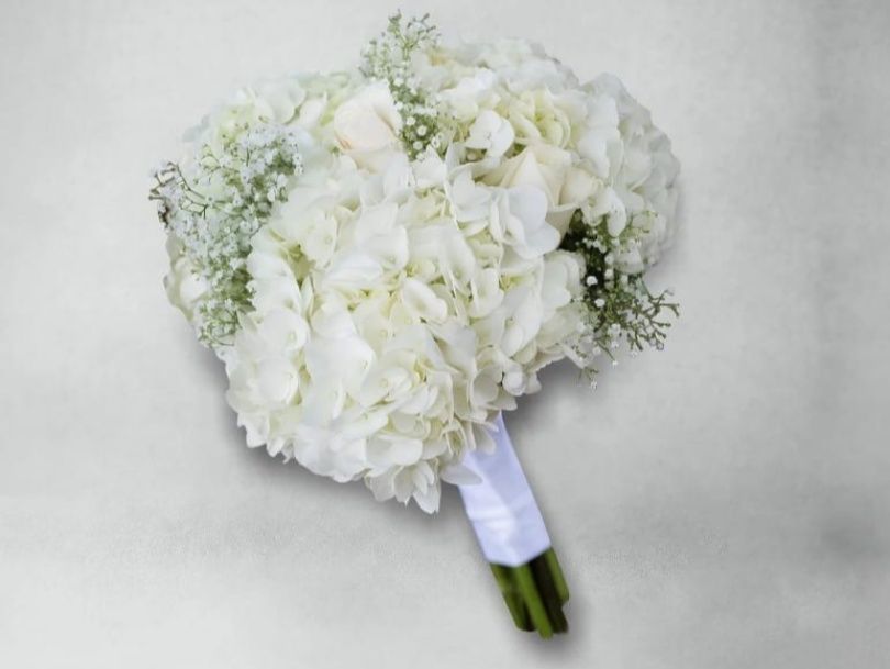 Hydrangea Flowers bridal arrangement