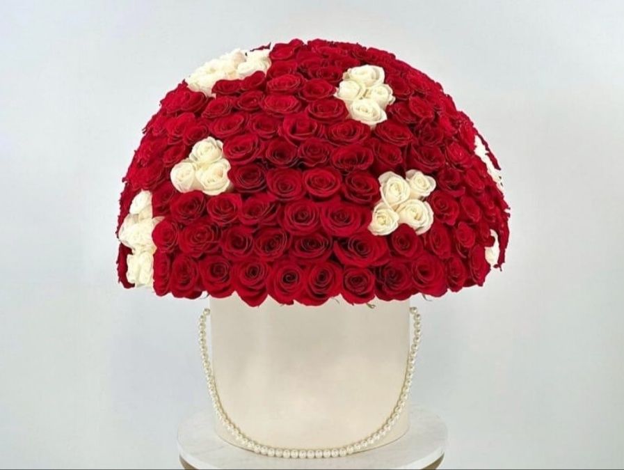 Dear Box Roses