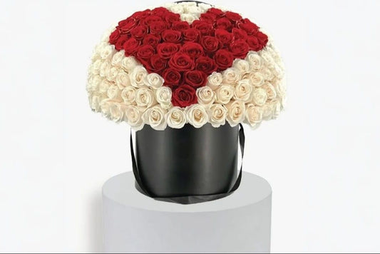 Large Signature Red Heart Rose Box - 150 Pieces